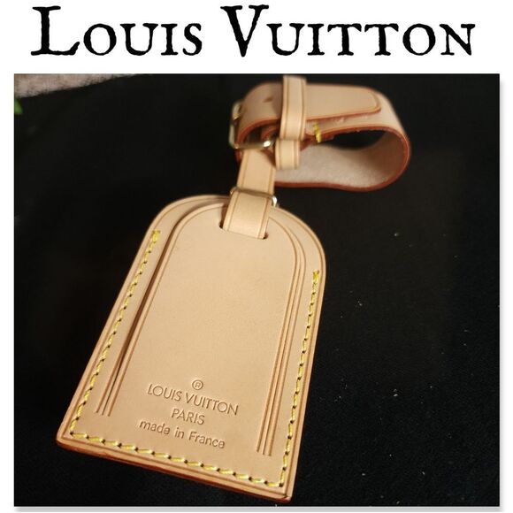 Authentic Louis Vuitton Luggage Tag & Poignant - NEW - Picture 1 of 16